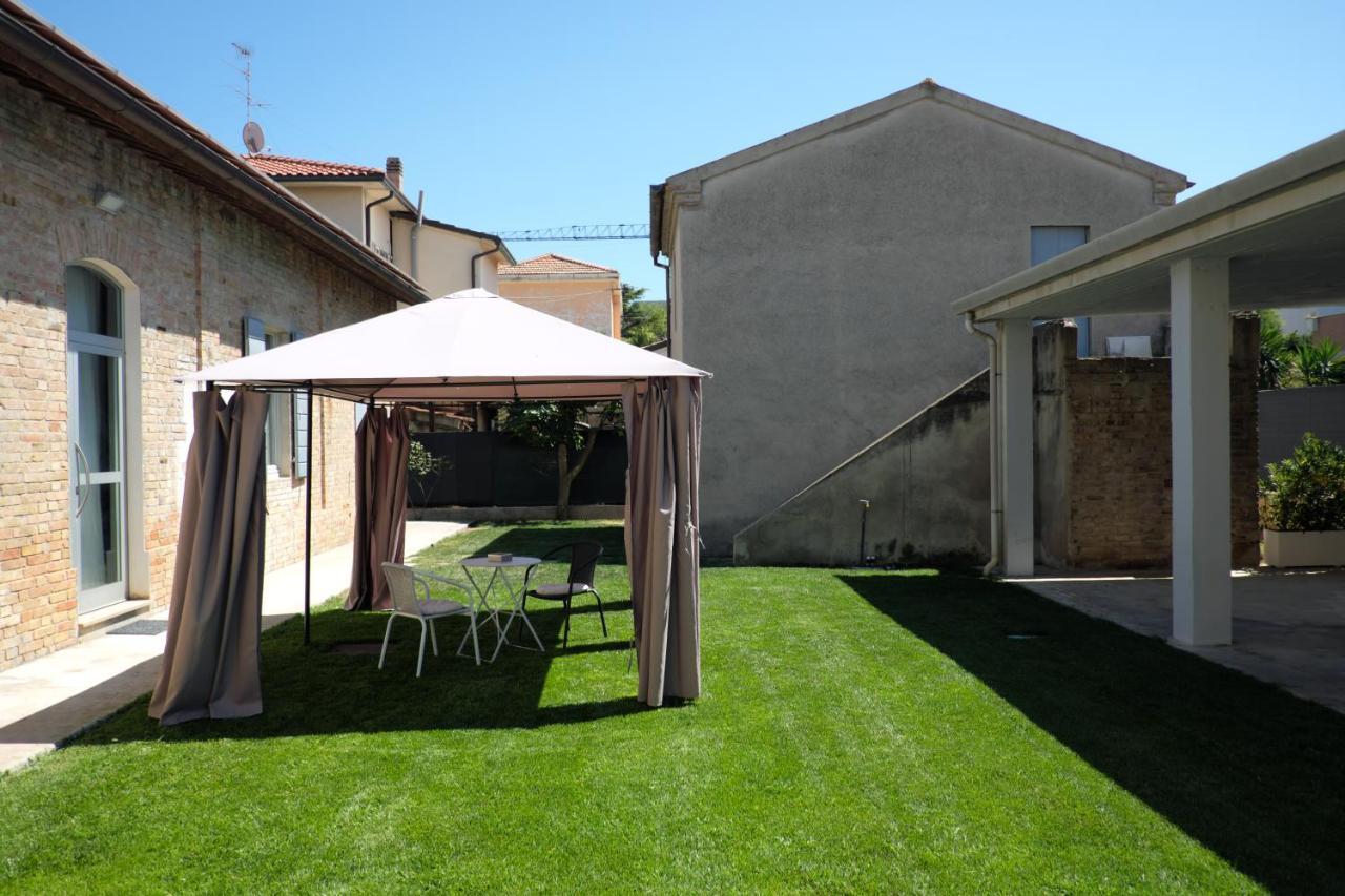 Invento Bnb Unconventional Maison Чивитанова Марке Екстериор снимка